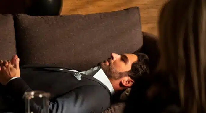 Lucifer Season 6 Episode 2 “Buckets of Baggage” : Detailed Reviews Lucifer Season 6 Episode 2 Reviews