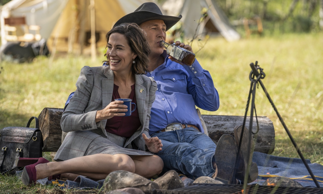 Wendy Moniz-Grillo (Governor Lynelle Perry) Yellowstone