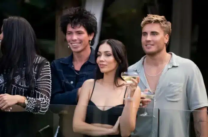 Are Nathan and Elle From Byron Baes Together
